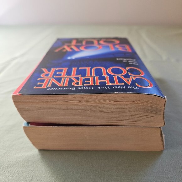 Catherine Coulter - Blow Out & Blind Side Small Paperback FBI Thriller Series - Picture 8 of 12